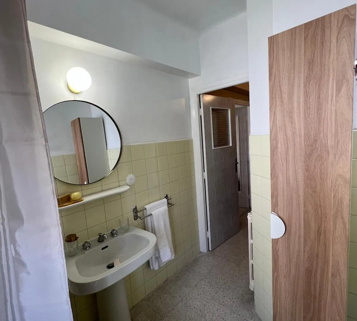 #Mimi Apartment 37 M2 Spacious And Quiet Menton 0*,  France